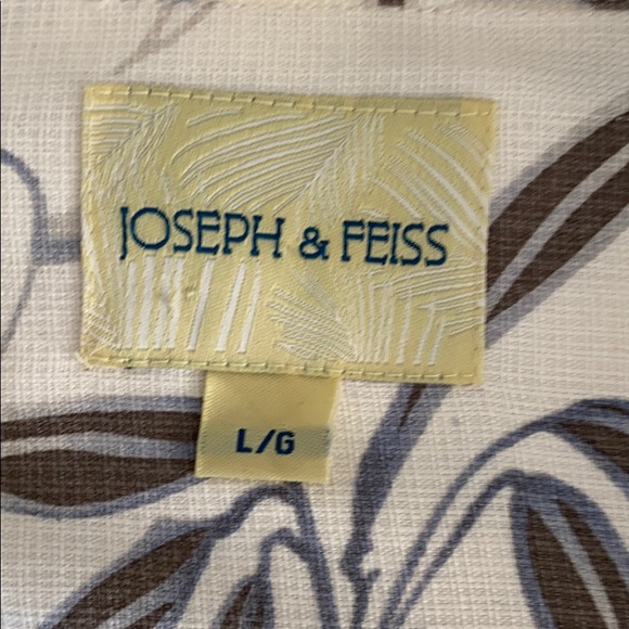 Tropical print polo in size large - Picture 2 of 4